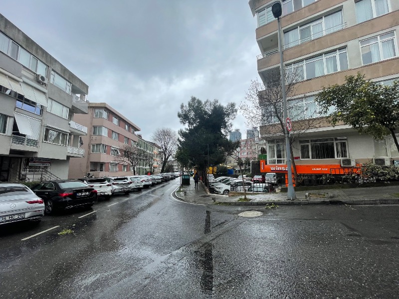 ETİLER KİRALIK İŞYERİ-OFİS - AKMERKEZE YAKIN 3+1 GİRİŞ KATI