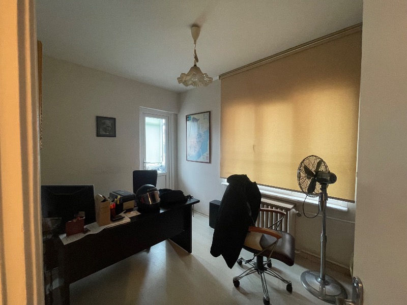 ETİLER NİSBETİYEDE MERKEZİ KONUMDA 3+1 GİRİŞ KAT DAİRE