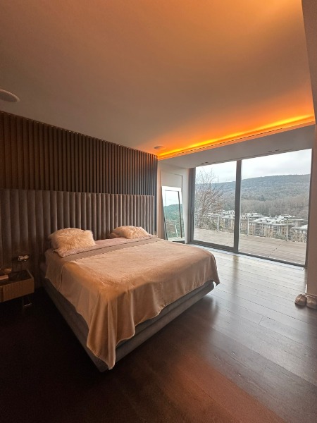 REMAX7TEPE'DEN ÇUBUKLU VADİ'DE KİRALIK D TİPİ VİLLA