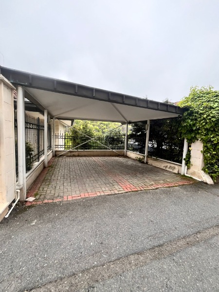 REMAX7TEPE'DEN ORMAN MANZARASIYLA GÜNE BAŞLAYACAĞINIZ VİLLA