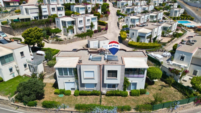 Bodrum Turgutreiste Eşsiz Konumda, Deniz Manzaralı Villa