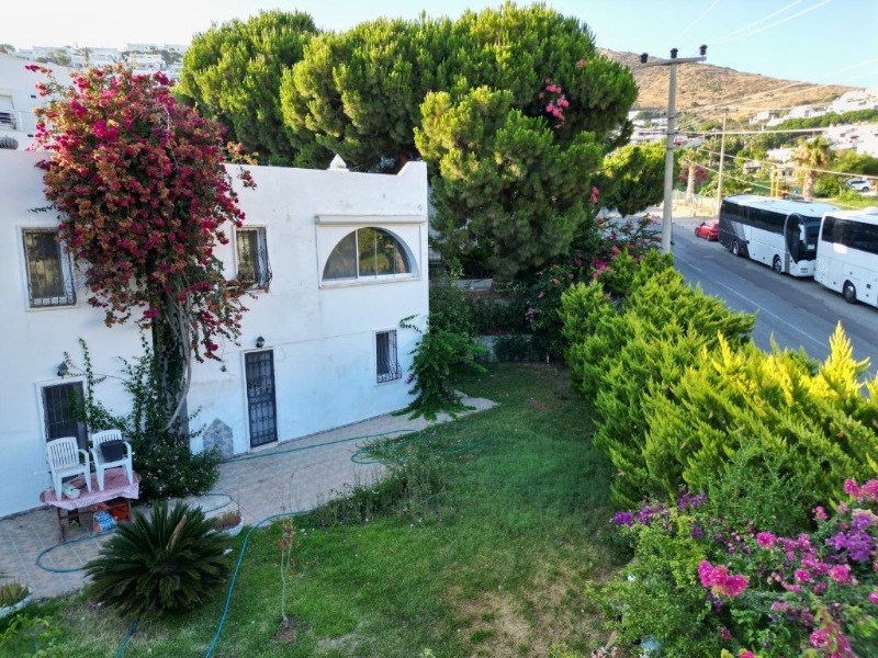BODRUM TURGUTREİS NAĞME SİTESİ'NDE DENİZE EN YAKIN KONUMDA