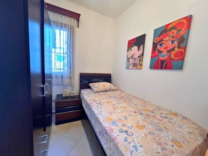 GÜNDOĞAN EGE TATİL SİTESİ ÖN SIRADA DENİZ MANZARALI PLAJLI VİLLA