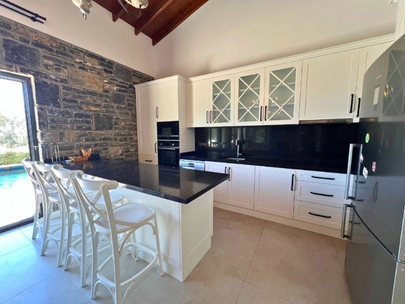 YALIKAVAK MARİNAYA YÜRÜME MESAFESİNDE TEK KAT MÜSTAKİL TAŞ VİLLA