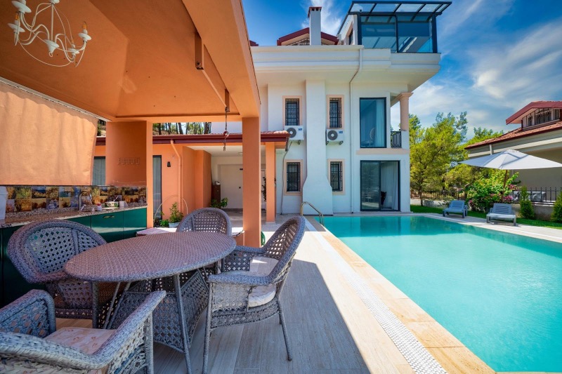 Fethiye’de Sessizlik ve Doğayla komşu Az müstakil Lüks Villa