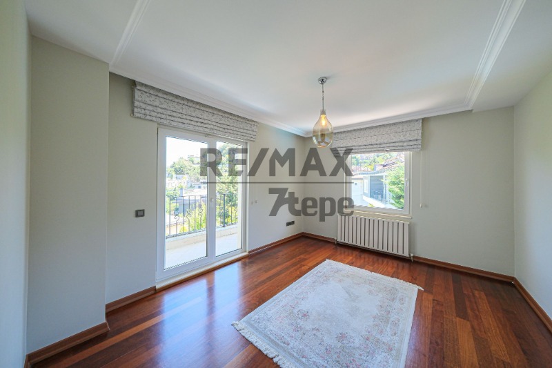 ACARKENT'İN EN EŞSİZ ÇATI TRİPLEKSİ SATILIK 