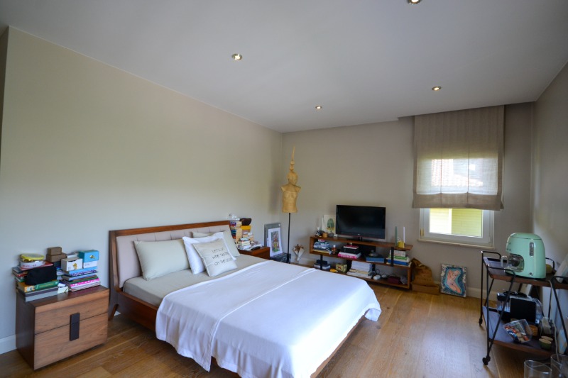 MASAL EVLER MANZARALI EŞSİZ SATILIK VİLLA