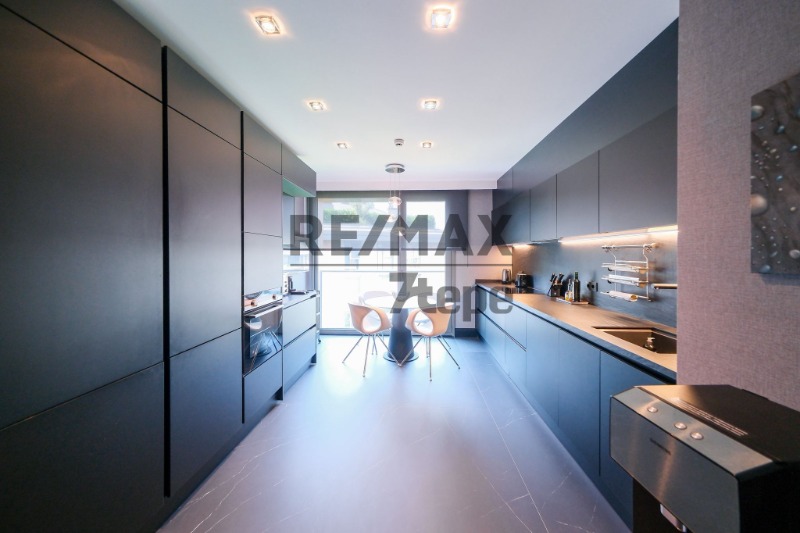 REMAX7TEPE'DEN MESA ORMAN 2 SİTESİNDE ÖZEL DEKORASYONLU DAİRE