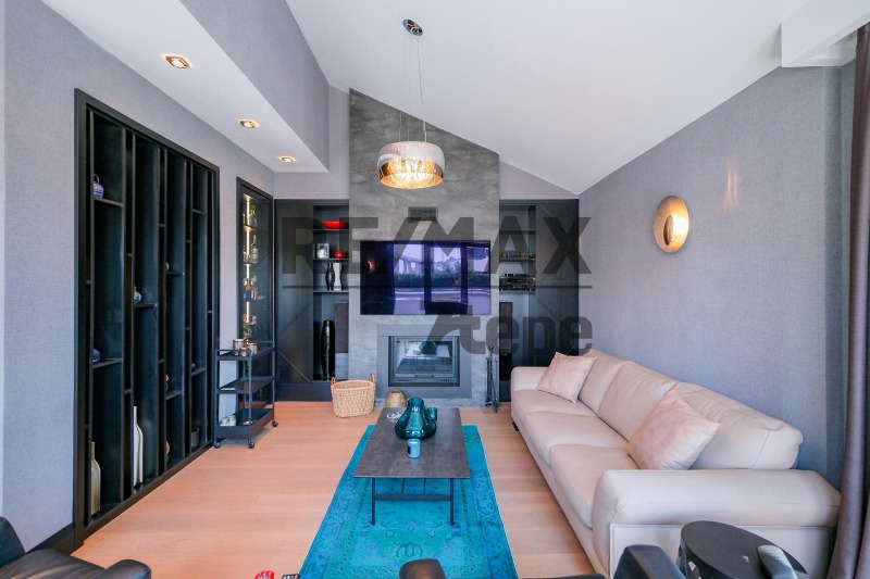 REMAX7TEPE'DEN MESA ORMAN 2 SİTESİNDE ÖZEL DEKORASYONLU DAİRE