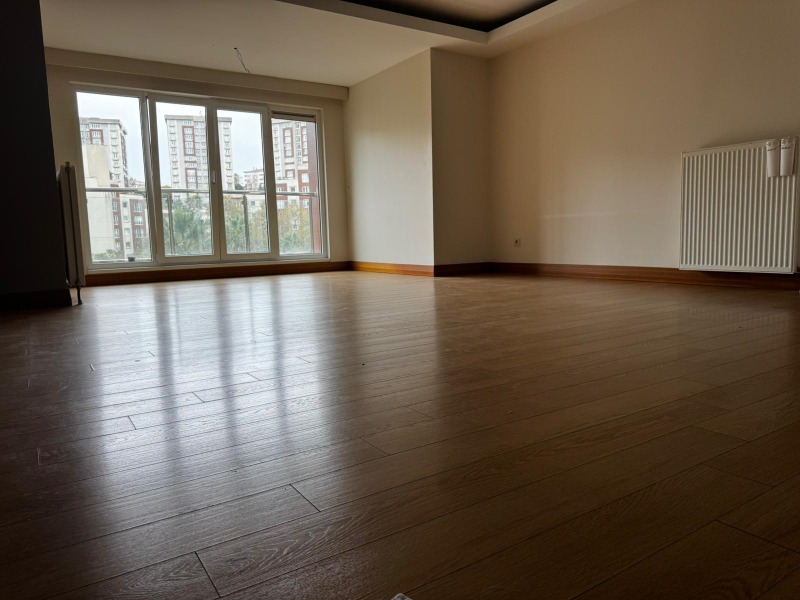 ISTANBUL BAHÇELİEVLER FIRSAT DAİRE