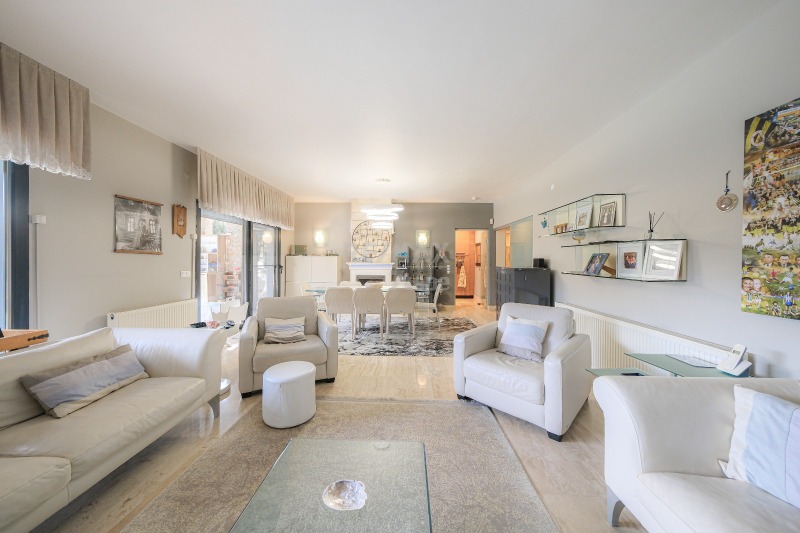 TEK YETKİLİ REMAX7TEPE 'DEN ACARKENT 'TE SATILIK VİLLA