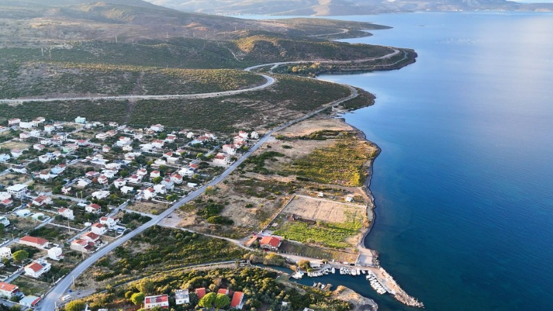 URLA GÜLBAHÇE’DE DENIZE SIFIR 6.079 M²  TURIZM IMARLI ARSA.