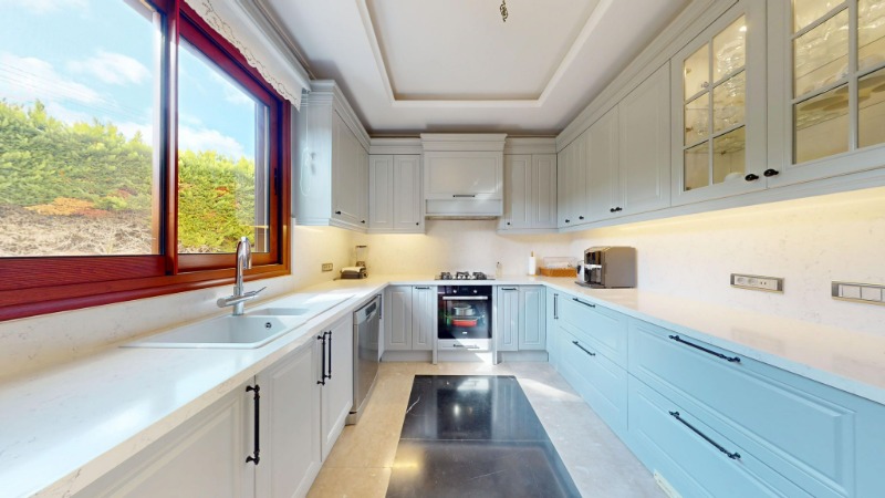 PAŞALIMANI PAŞA KONAKLARI'NDA SATILIK 5+1 VILLA.