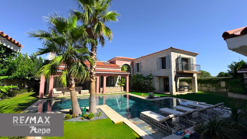 İZMİR MAMURBABA'DA 5+ 1 TAM MÜSTAKİL ULTRA LÜKS SATILIK MALİKANE