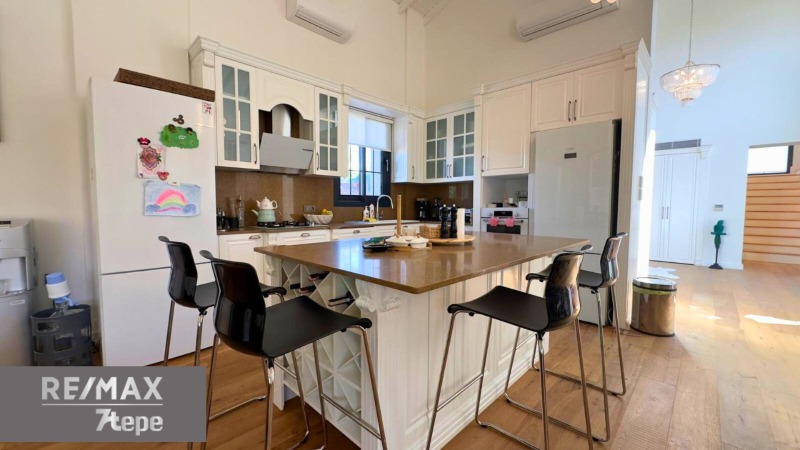 İZMİR MAMURBABA'DA 5+ 1 TAM MÜSTAKİL ULTRA LÜKS SATILIK MALİKANE