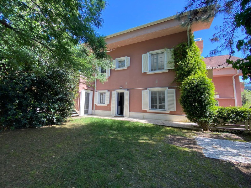 BEYKOZ KONAKLARI SOSYAL TESİSLER YANI SATILIK B TİPİ VİLLA