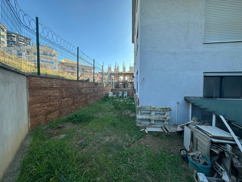  ALI FUAT CEBESOY'DA SATILIK 3+2 BAHÇELI DUBLEKS DAIRE.