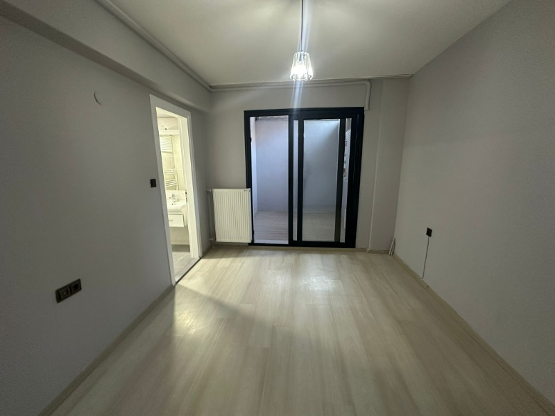  ALI FUAT CEBESOY'DA SATILIK 3+2 BAHÇELI DUBLEKS DAIRE.