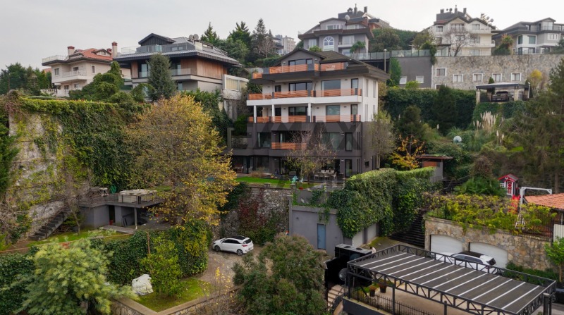 ACARKENT'TE ÖNÜ TAMAMEN AÇIK , HAVUZLU BAHÇE DUBLEKSİ