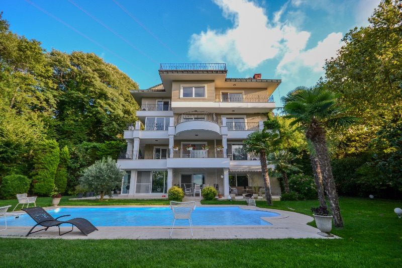 ACARKENT'TE KORU AYRICALIĞI 2.000M2 ARSA PAYLI SATILIK VİLLA