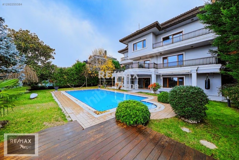 ACARKENTTE 2000 SONRASI İNŞA EDİLMİŞ, DOĞUŞTAN REVİZYON VİLLA