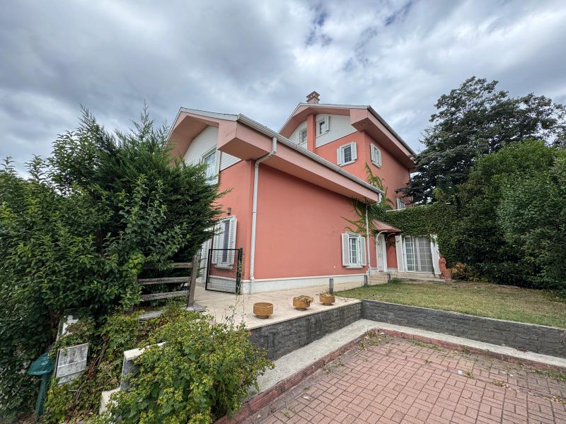 BEYKOZ KONAKLARINDA C TİPİ BOŞ KİRALIK VİLLA