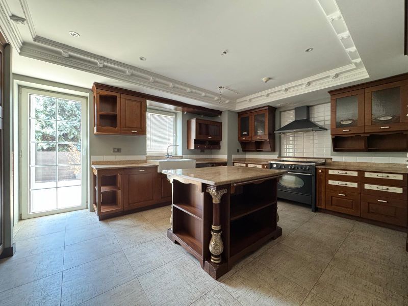 BEYKOZ KONAKLARINDA C TİPİ BOŞ KİRALIK VİLLA