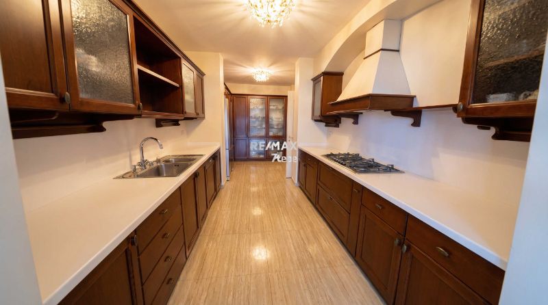 ACARKENT'TE SEÇKİN KONUMLU KİRALIK LÜKS VİLLA