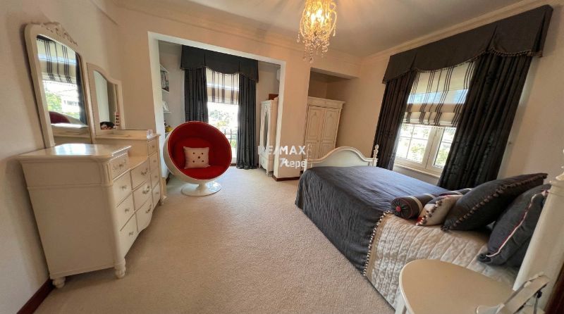 ACARKENT'TE SEÇKİN KONUMLU KİRALIK LÜKS VİLLA