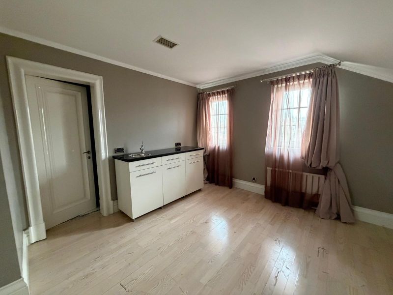 REMAX 7TEPE FARKIYLA BEYKOZ KONAKLARINDA SATILIK C TİPİ KONAK