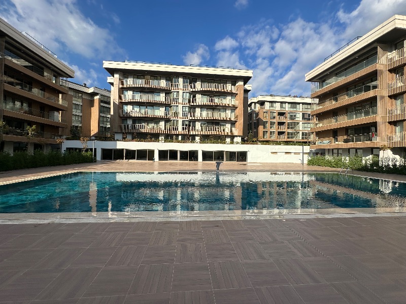 MARİTZA VADİ 4+1 HAVUZ MANZARALI BAHÇE KATI 