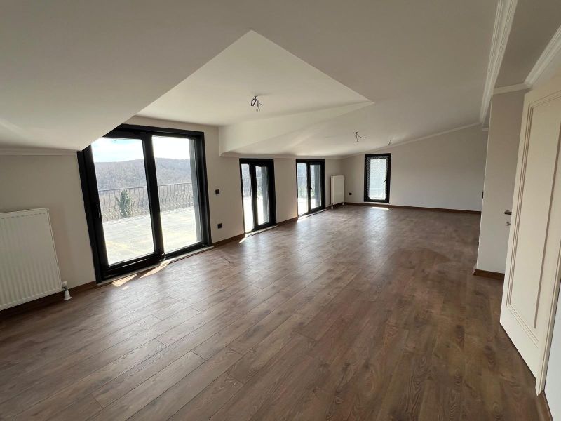 BEYKOZ MAHMUT ŞEVKET PAŞA İMARLI ARSA ÜZERİNDE 2 ÖZEL MÜLK