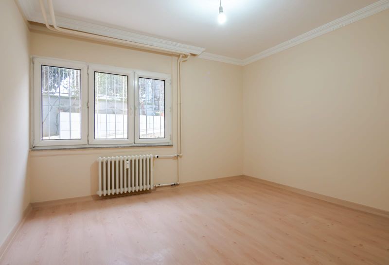 YEŞİLKÖYDE'DE DENIZ VE HAVUZ MANZARALI   KİRALIK  4+1  DAİRE