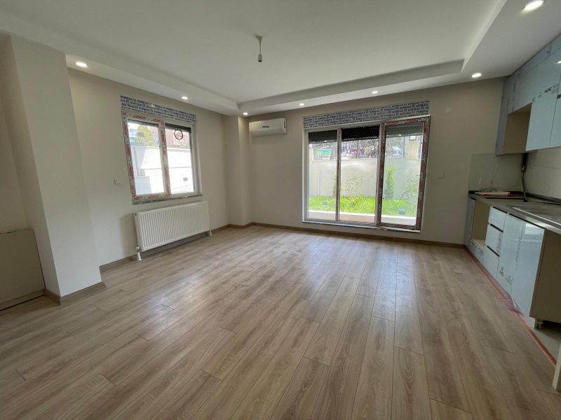 BAHÇELİEVLER MAH.'SİNDE SATILIK 2+1 OTOPARKLI LÜKS DAİRE