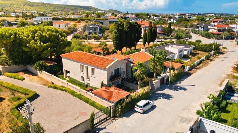 İZMİR MAMURBABA'DA ULTRA LÜKS, TAM MÜSTAKİL MALİKANE