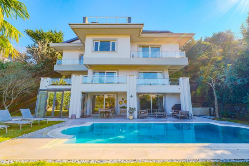 TEK YETKİLİ ACARKENT'TE İSKANDINAV TARZI SATILIK BR VILLA