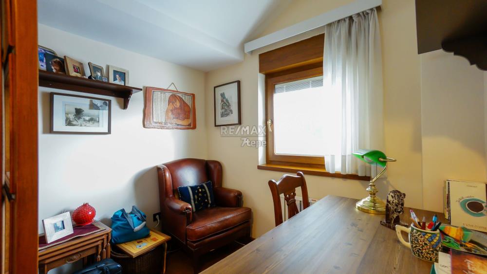 ACARKENT SİTESİ ÖZEL KONUM, ASANSÖR, ÇELİK ÇATI SATILIK VİLLA