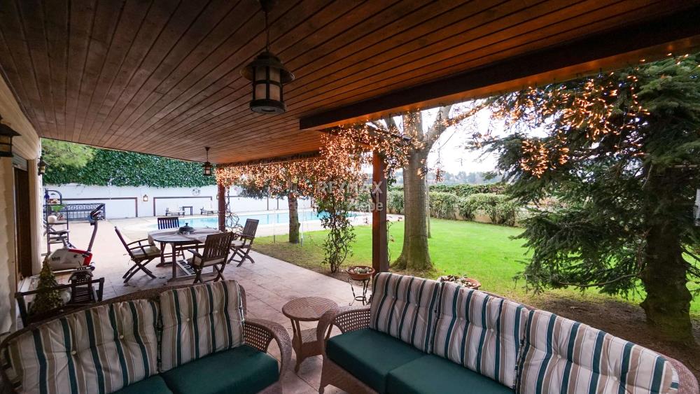 ACARKENT SİTESİ ÖZEL KONUM, ASANSÖR, ÇELİK ÇATI SATILIK VİLLA