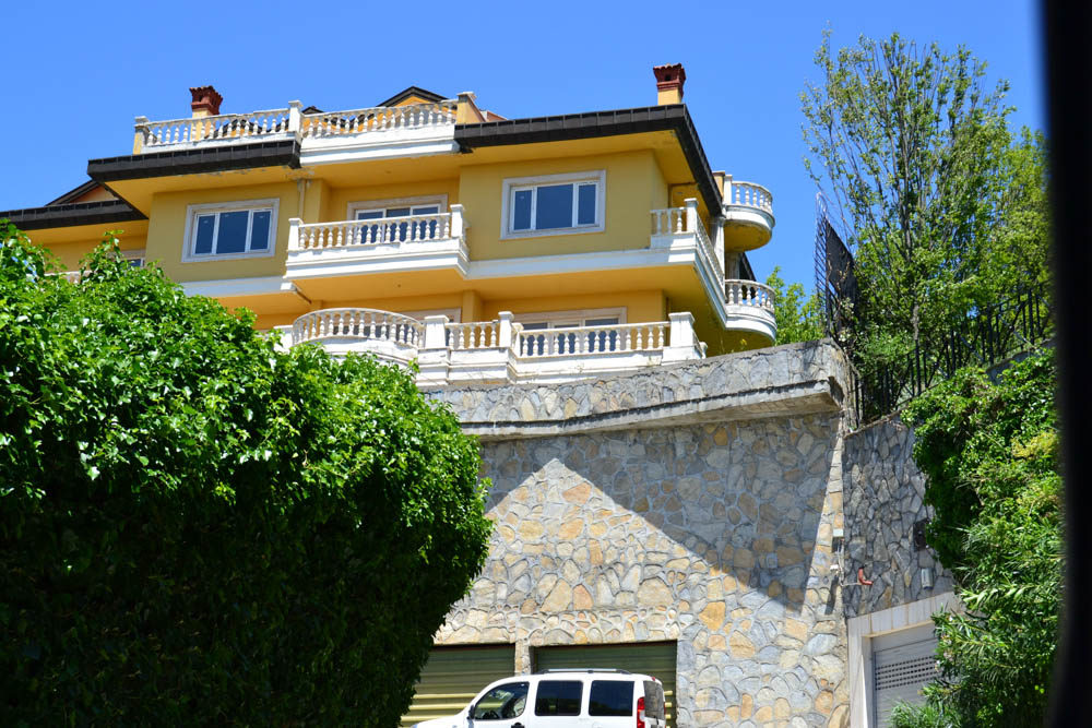 RE/MAX 7TEPE ACARKENTTE SATILIK A TİPİ VİLLA