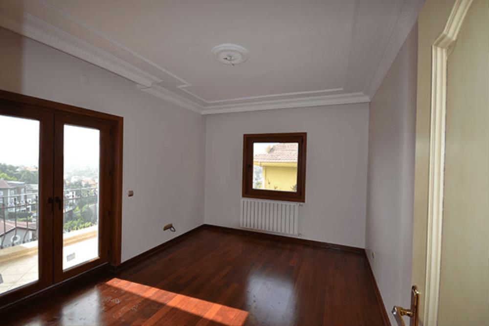 REMAX7TEPE' DEN ÖZEL GÜVENLİKLİ SOKAKTA YÜKSEK KONUMLU B TİPİ