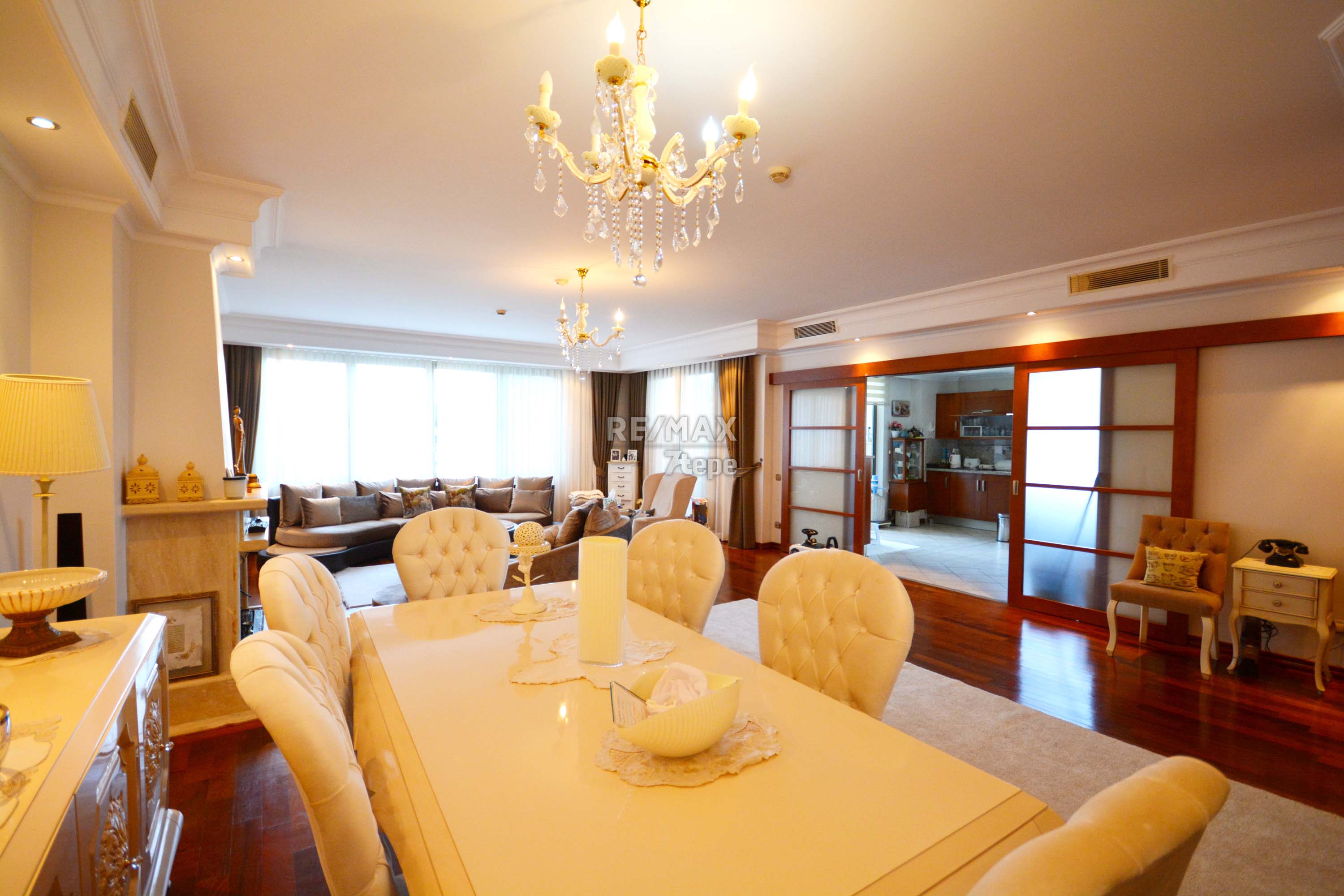 RE/MAX 7TEPE REMAX 7TEPE�DEN ACARKENT BOĞAZÜSTÜ EVLERİ�NDE SATILIK 4