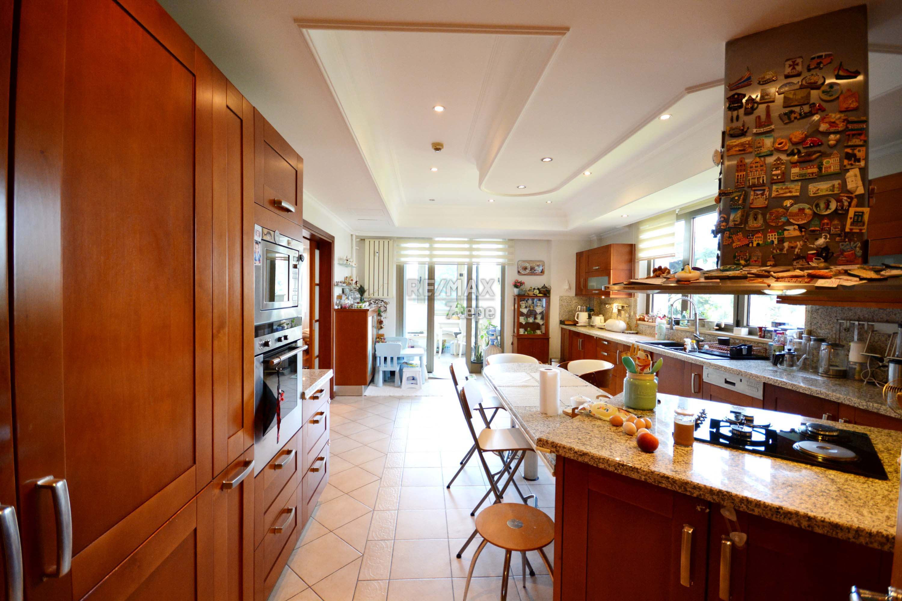 RE/MAX 7TEPE REMAX 7TEPE�DEN ACARKENT BOĞAZÜSTÜ EVLERİ�NDE SATILIK 4