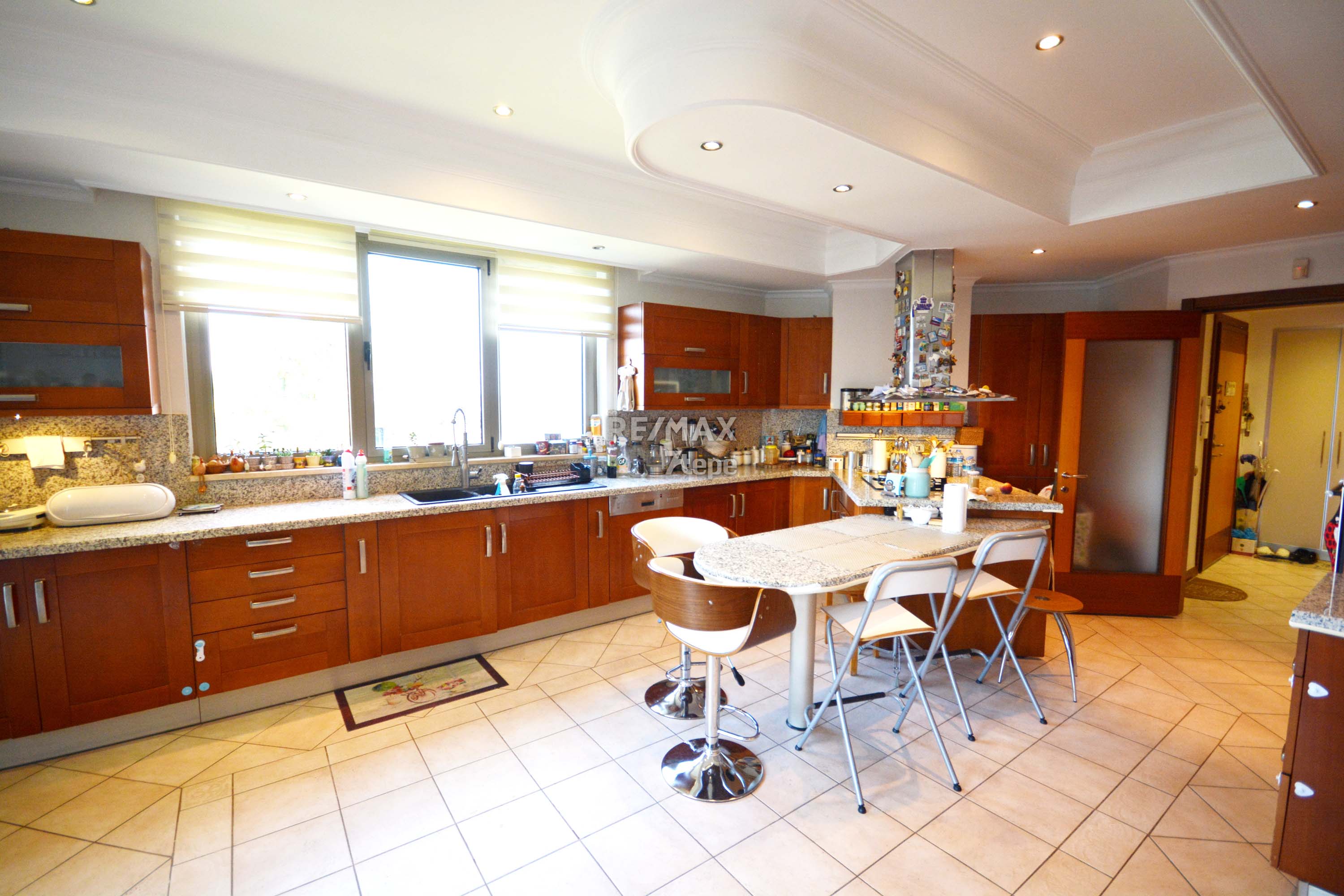 RE/MAX 7TEPE REMAX 7TEPE�DEN ACARKENT BOĞAZÜSTÜ EVLERİ�NDE SATILIK 4