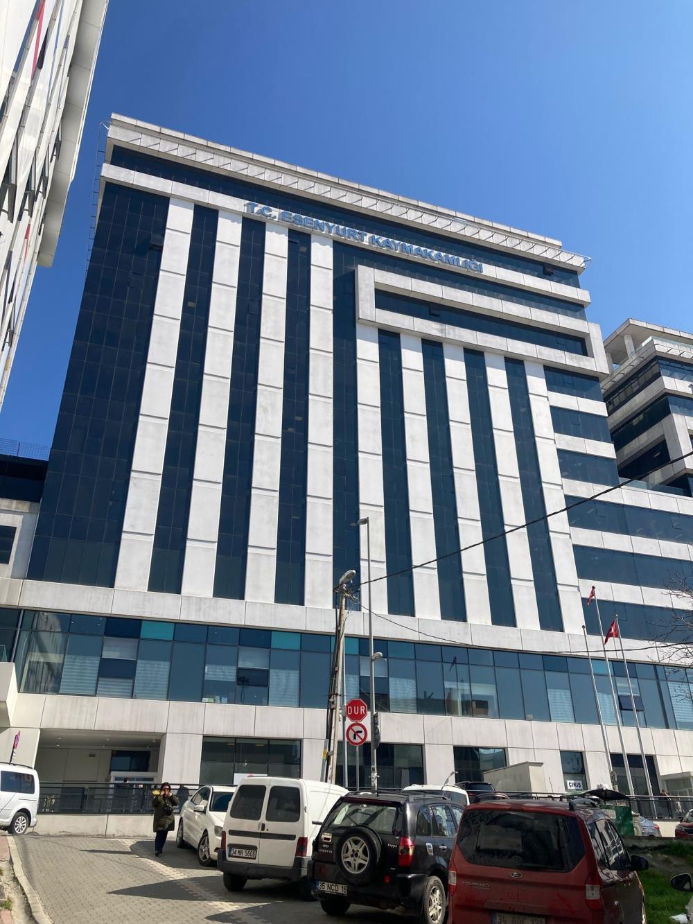ESENYURT BELEDİYESİNE YAKIN SATILIK DÜKKAN
